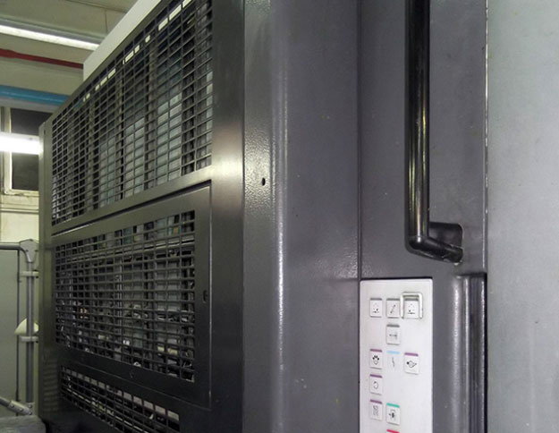 08_guillotina-wholember